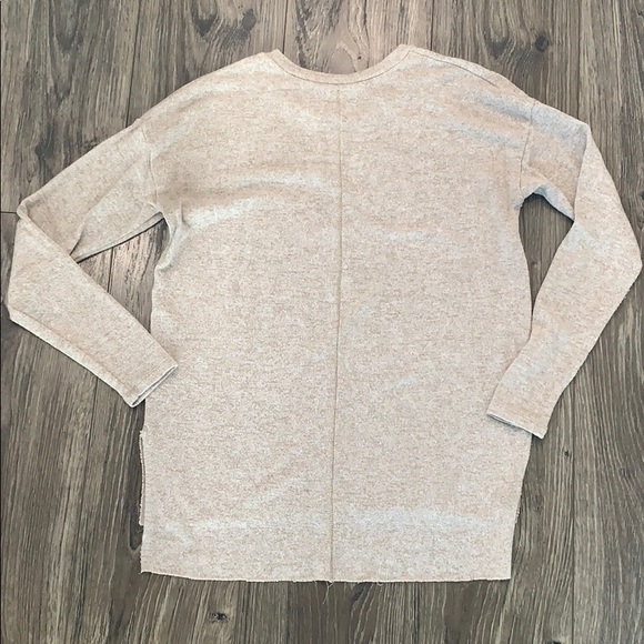 American Eagle Sweater - Picture 2 of 3